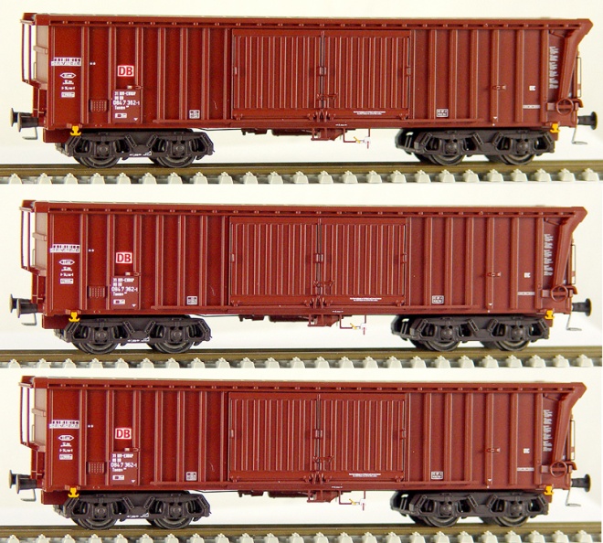 Set of 3 Sliding roof freight cars type Tamns889<br /><a href='images/pictures/ACME/45017.jpg' target='_blank'>Full size image</a>